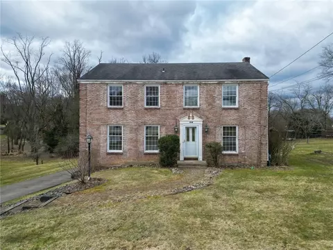 104 Autumn Dr, Trafford, PA 15085