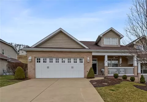 404 Chestnut Ln, Apollo, PA 15613