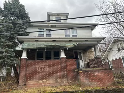 102 Murray Ave, Uniontown, PA 15401