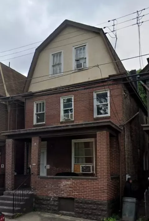 300 Fleet St, Rankin, PA 15104