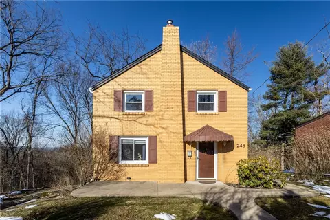 248 Crescent Pines Dr, Verona, PA 15147
