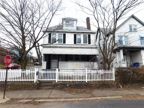 3601 Woodland St, Mckeesport, PA 15132