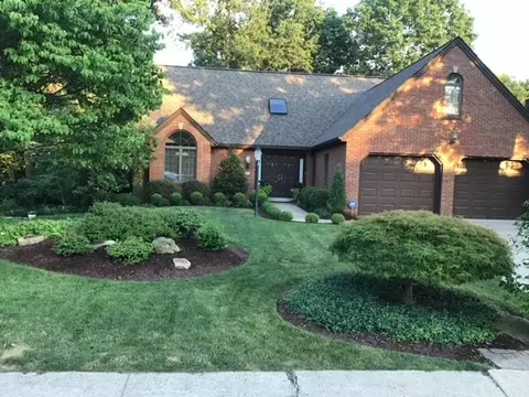621 Frank Dr, New Kensington, PA 15068