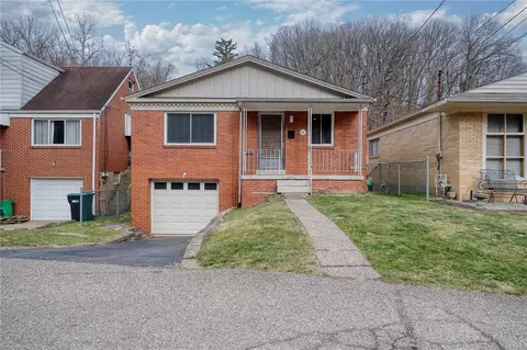 16 Mary Lue Dr, Pittsburgh, PA 15223