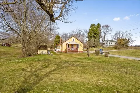 112 Warrendale Rd, Mars, PA 16046 photo 2