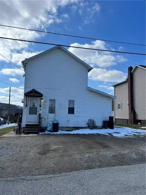 19 Beech St, Coral, PA 15731