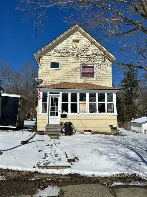 407 Sedgwick St, Kane, PA 16735