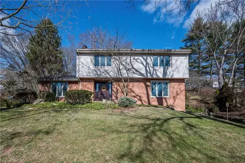 188 Kent Dr, Pittsburgh, PA 15241