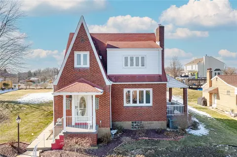 4418 Francis St, West Mifflin, PA 15122