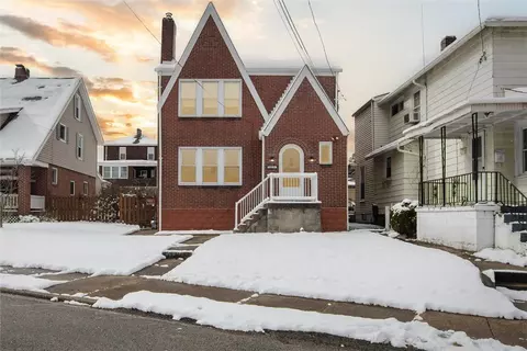 1614 Aurelius St, Pittsburgh, PA 15218