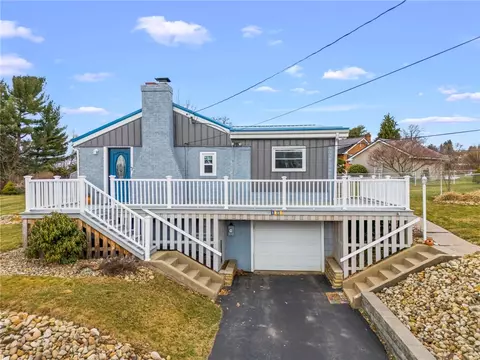1521 Ridgewood Dr, Washington, PA 15301