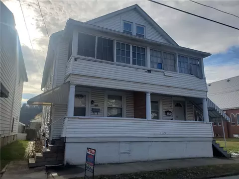 619-621 Woodward Ave, Kittanning, PA 16201