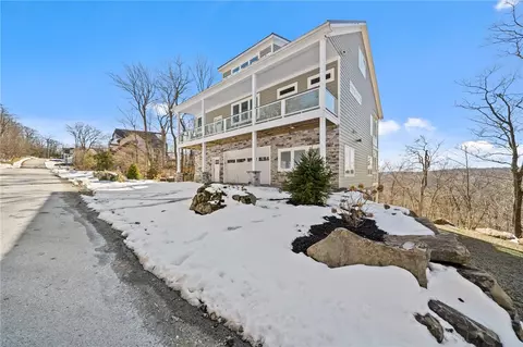 135 Westview Dr, Hidden Valley, PA 15502