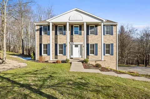 119 Firethorn Rd, Baden, PA 15005
