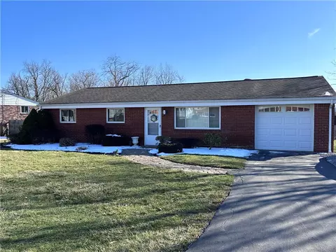 4039 Crestwood Dr, Gibsonia, PA 15044