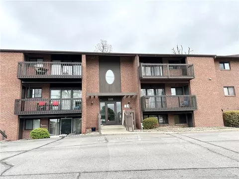 1203 Dutilh Rd #3, Cranberry Township, PA 16066