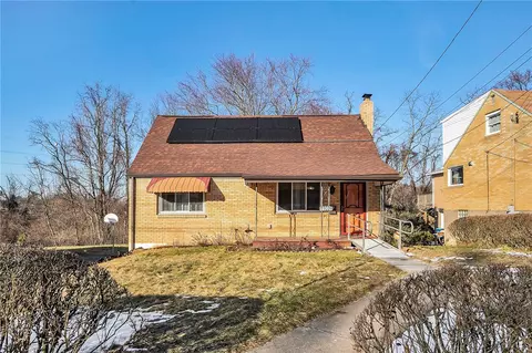 11039 Azalea Dr, Pittsburgh, PA 15235