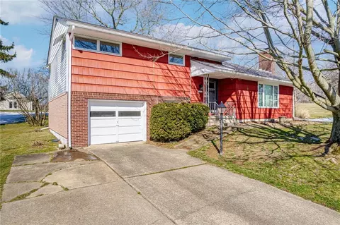 32 Windihill Dr, Greensburg, PA 15601