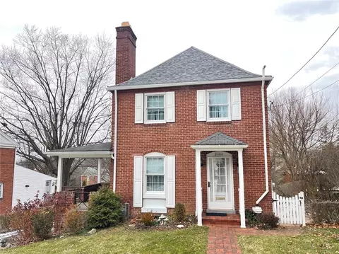 2404 Morrow Pl, Bethel Park, PA 15102