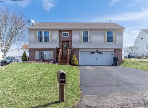 1112 Highland Ave, Beaver Falls, PA 15010