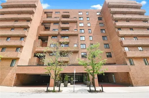 307 S Dithridge #710, Pittsburgh, PA 15213