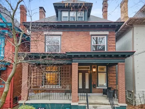 1425 Denniston St, Pittsburgh, PA 15217
