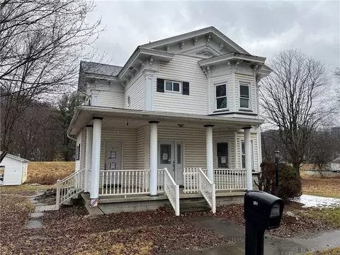 131 S Main St, Cherry Tree, PA 15724