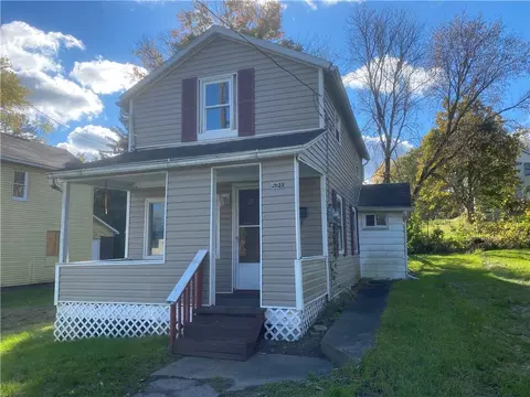 521 W Parkway St, New Castle, PA 16101