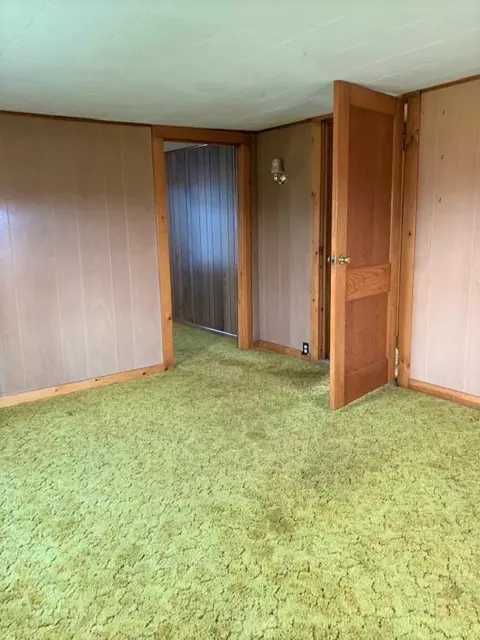 Bedroom - 3203 Rt 28, Distant, PA 16223 photo 1 of 3