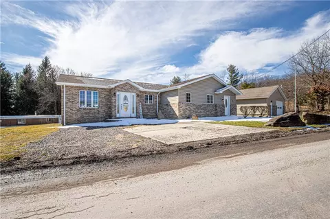 529 Braddock Rd, Markleysburg, PA 15459
