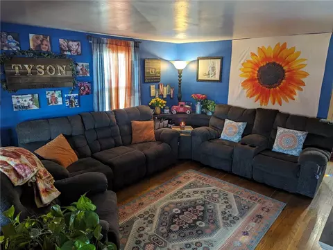 Living - 436 3rd Ave, New Eagle, PA 15067 photo 2 of 3