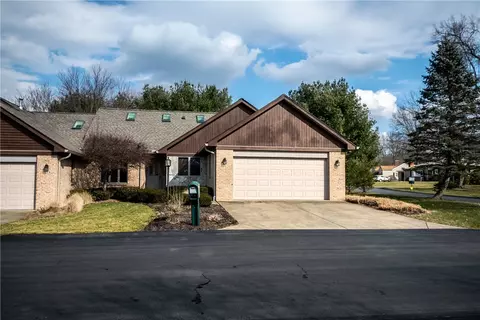 1550 Juniper Ct, Hermitage, PA 16148