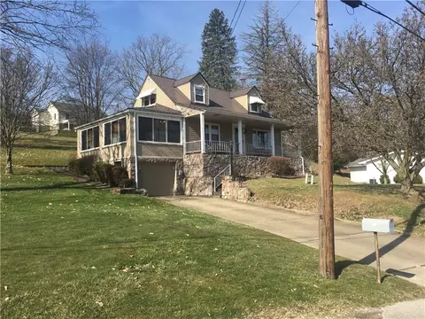 610 Circle Dr, Belle Vernon, PA 15012