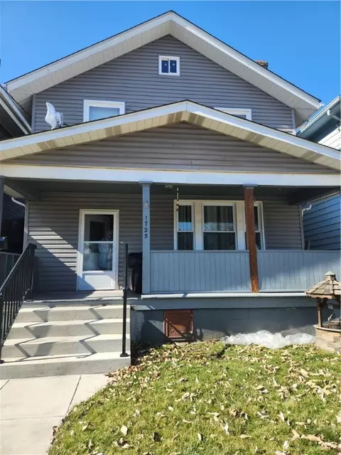 1725 Kenneth Ave, New Kensington, PA 15068