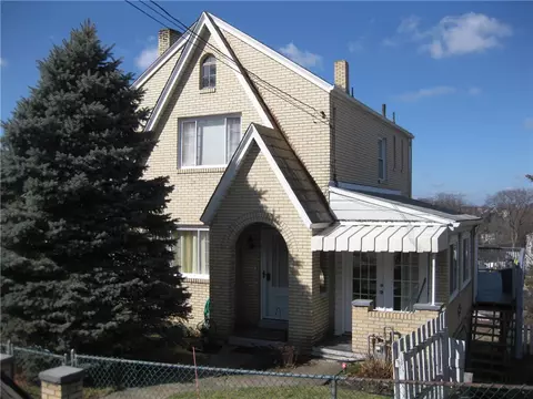 1336 Vinemont St, Pittsburgh, PA 15205