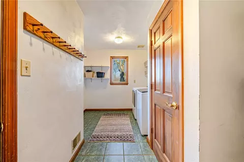 Entry Way - 5600 Fieldstream Dr, Export, PA 15632 photo 3 of 4