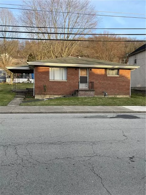 210 N Water St, West Newton, PA 15089