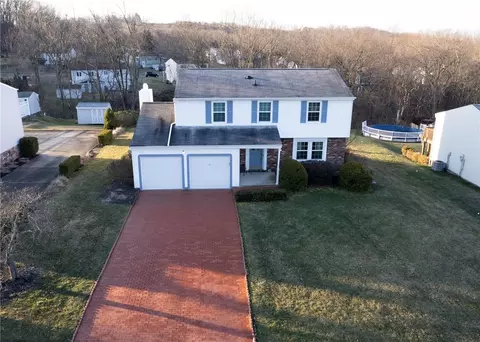 360 Constellation Dr, Freedom, PA 15042