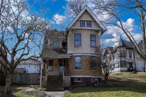 1126 State Ave, Coraopolis, PA 15108