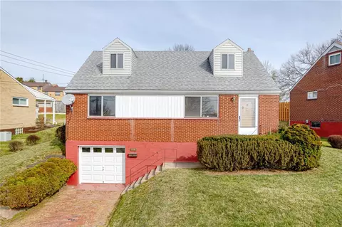 218 Hillary Dr, Verona, PA 15147