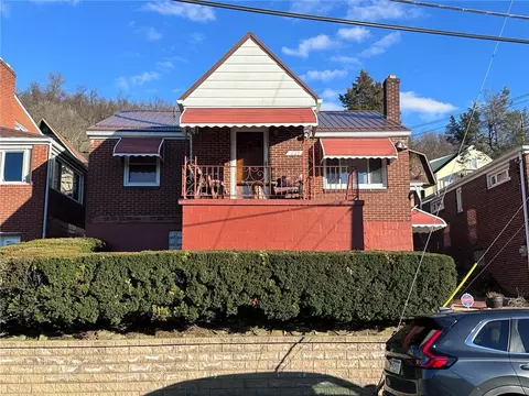 221 Erie Ave, Glassport, PA 15045