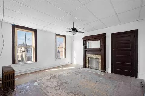 Living - 139 Camp Ave, Braddock, PA 15104 photo 2 of 2