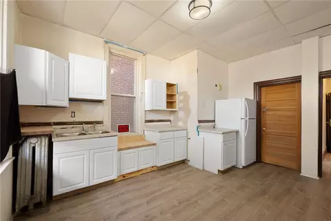 Kitchen - 139 Camp Ave, Braddock, PA 15104 photo 2 of 3