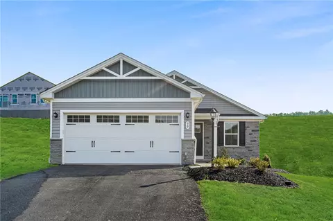 30 Maple Hl, Washington, PA 15301
