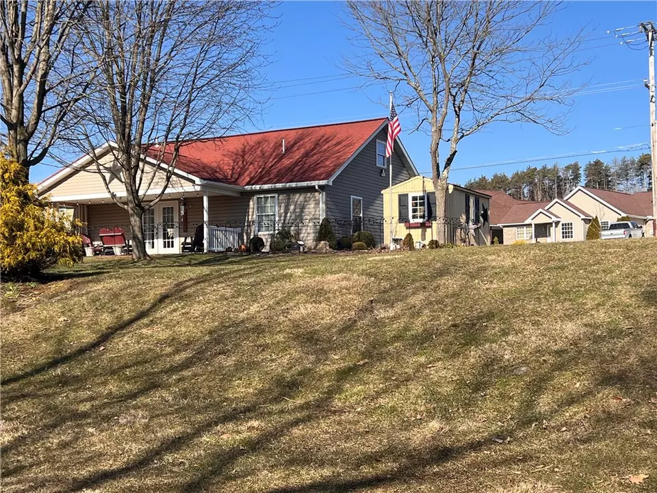 115 Columbus Dr, Punxsutawney, PA 15767 25 Photos Movoto