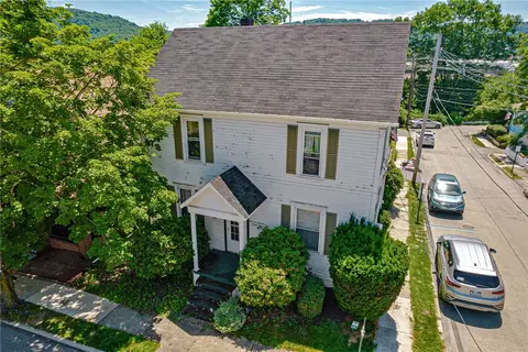 1135 Boyd Ave, Johnstown, PA 15905