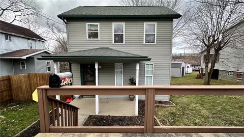 37 Fayette St, Dunbar, PA 15431