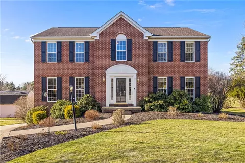 202 Coventry Ct, Cranberry Township, PA 16066