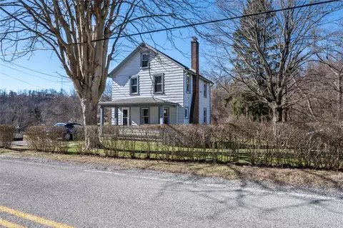 8161 Mentor Rd, Elizabeth, PA 15037