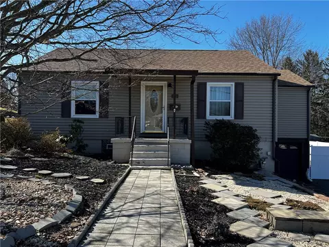 1713 Sylvan Ave, Natrona Heights, PA 15065